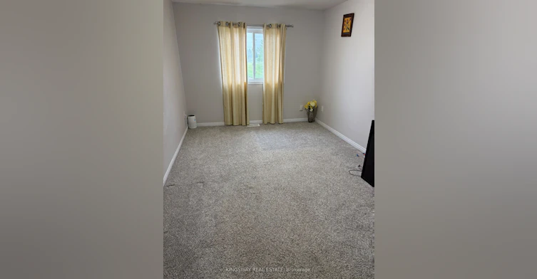 42 Foxglove Crescent N, Kitchener, ON, N2E 3Y7 - 6