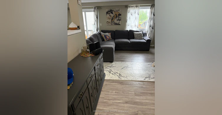 42 Foxglove Crescent N, Kitchener, ON, N2E 3Y7 - 11