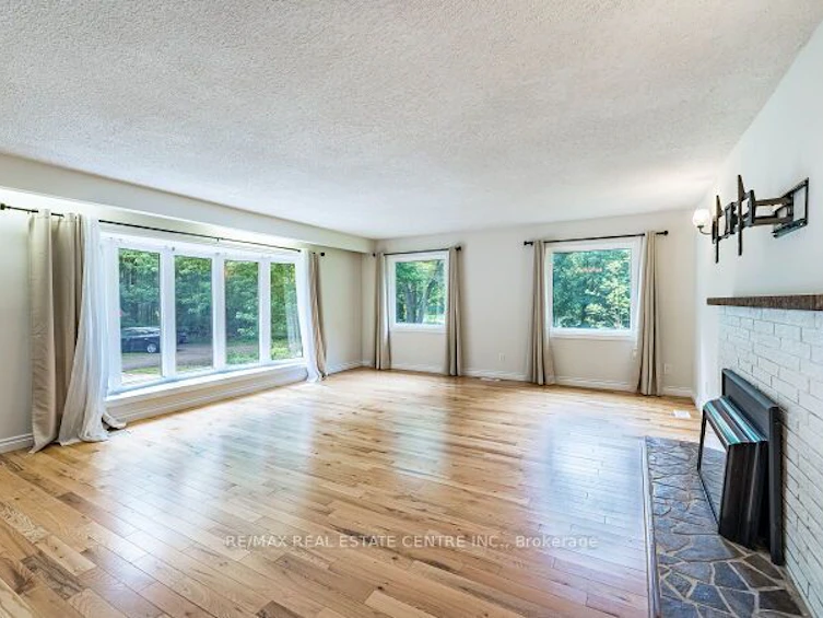 563 6th Concession Road W, Hamilton, ON, L8B 1N2 - 18