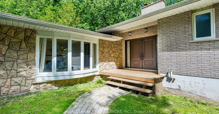 563 6th Con Rd West Road, Hamilton, ON, L8B 1N2 - 4