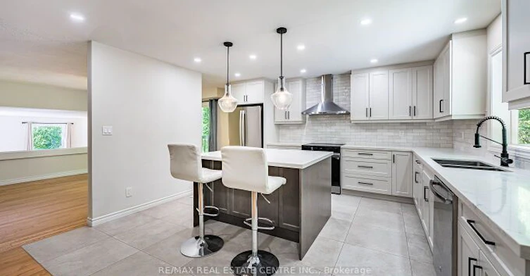 563 6th Con Rd West Road, Hamilton, ON, L8B 1N2 - 9