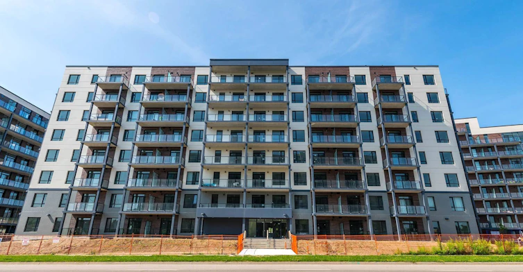 418-181 Elmira Road S, Guelph, ON, N1K 0E4 - 2