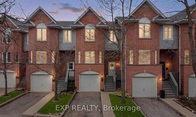 31-245 Bishop Street S
