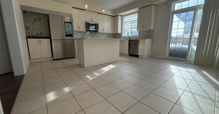 5 Savage Drive, Hamilton, ON, L0R 2H9 - 5