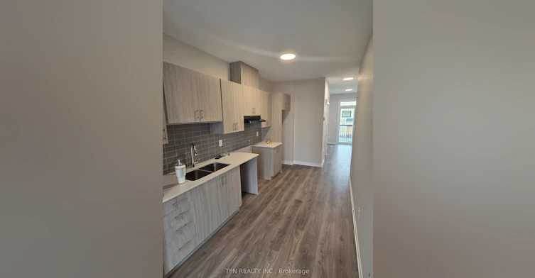 229 Lamarche Avenue, Ottawa, ON, K1W 0Y3 - 9
