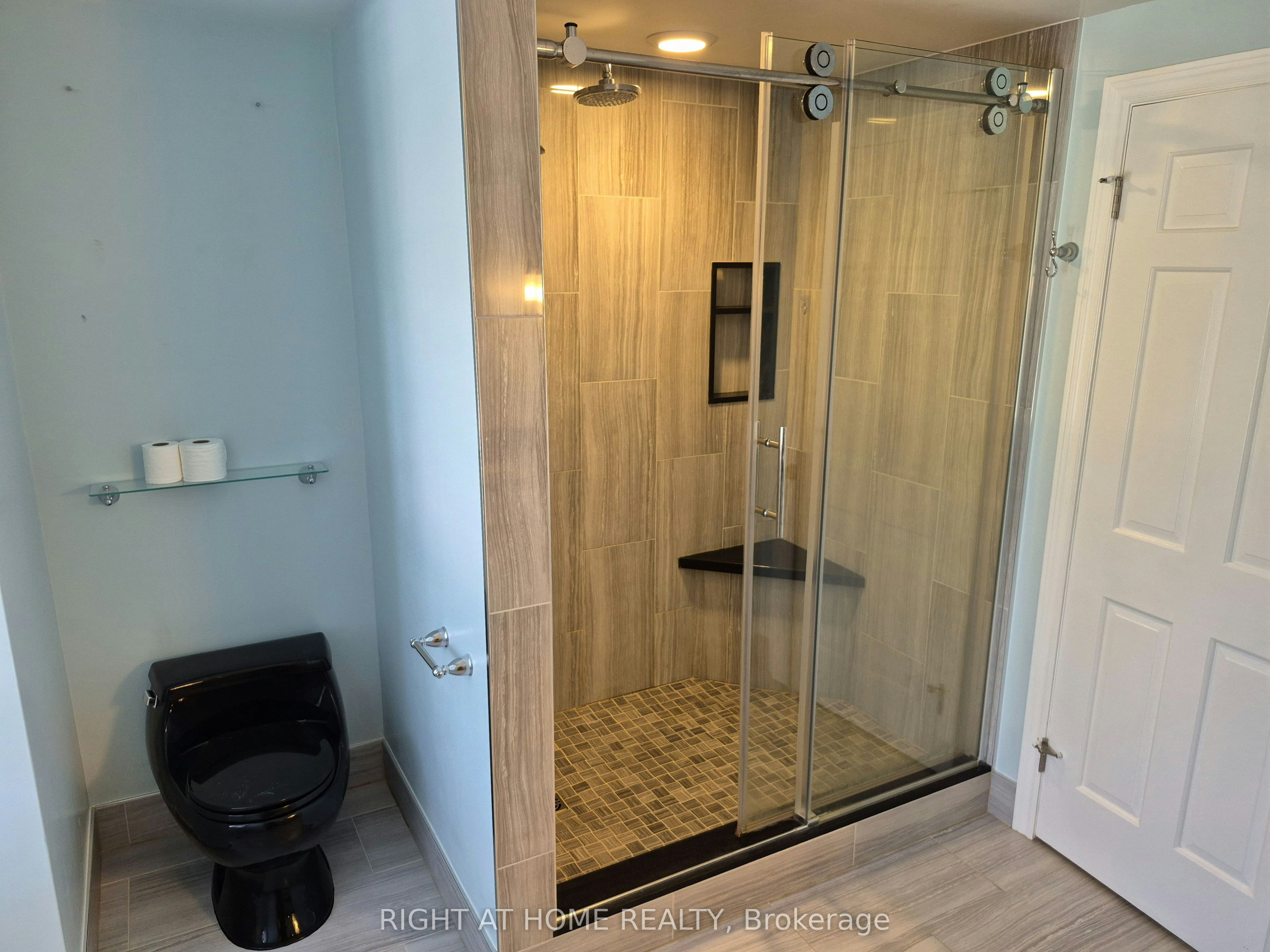 21 Post Horn Place, Waterloo, ON, N2L 5E8 - 20