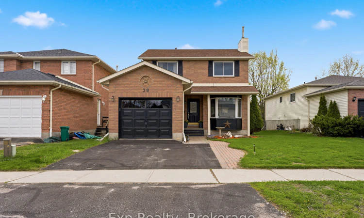 39 Sherwood Crescent