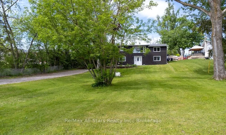 9 Riverside Dr Drive