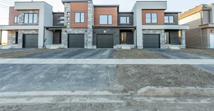 3142 Turner Crescent, London, ON, N6M 0J3