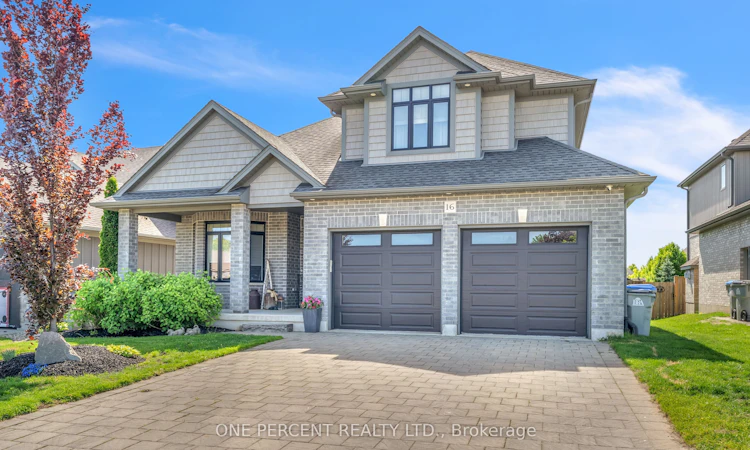 16 Peregrine Avenue