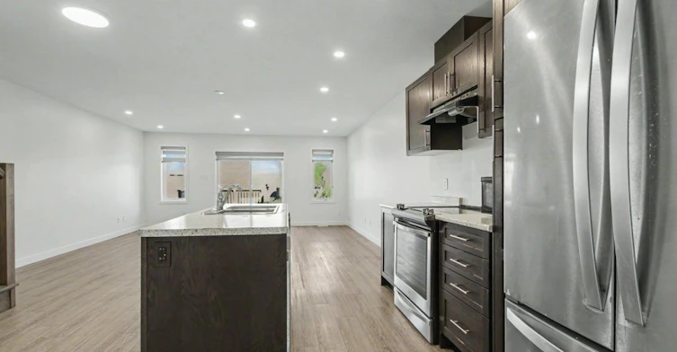 87 Pony Way, Kitchener, ON, N2R 0R8 - 8