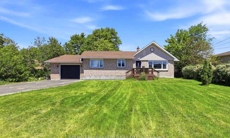 1114 Lakeshore Road