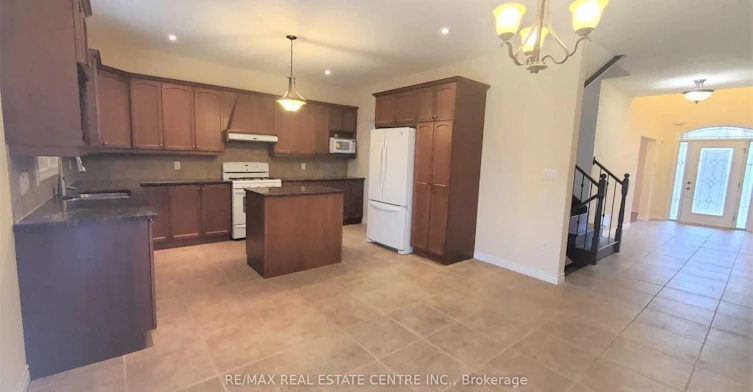 (Upper Portion)-15 Sasha Court, Hamilton, ON, L8E 0A3 - 8