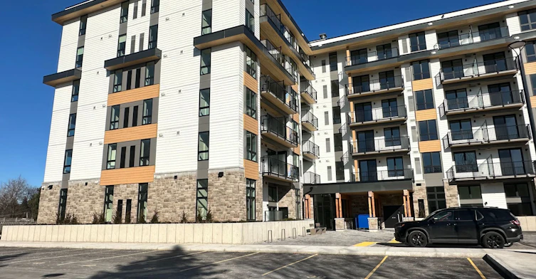 611-101 Golden Eagle Road, Waterloo, ON, N2V 1C3 - 2
