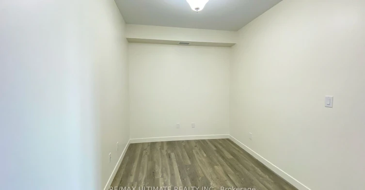 710-128 King Street N, Waterloo, ON, N2J 2X9 - 8