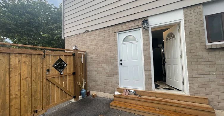 256 Birchcliffe Crescent, Hamilton, ON, L8T 4L2 - 3