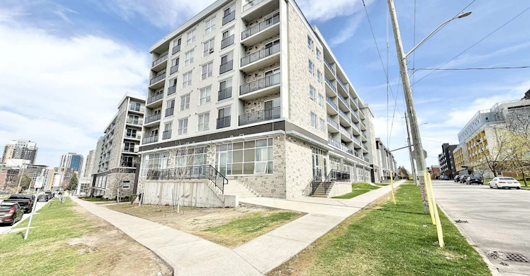 F210-275 Larch Street, Waterloo, ON, N2L 3R2
