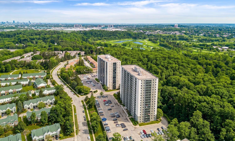103-35 Green Valley Drive