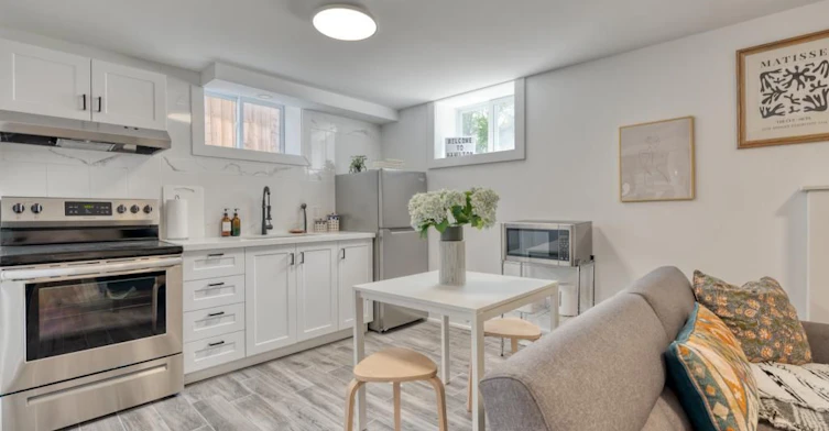 LOWER-239 Cloverdale Avenue E, Hamilton, ON, L8K 4M5 - 11