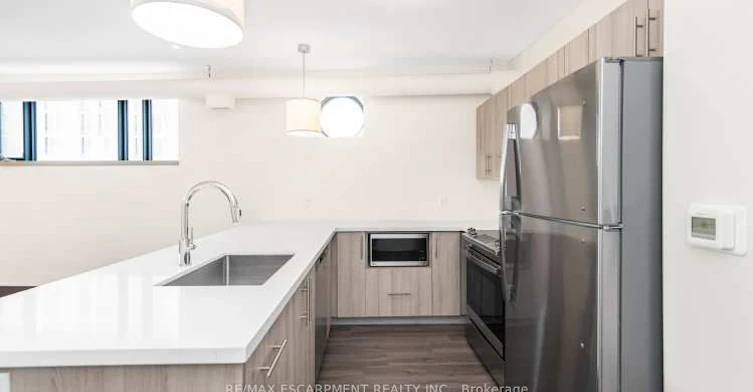 501-121 King Street E, Hamilton, ON, L8N 1A9 - 8