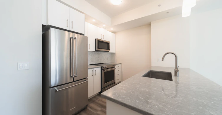 201-108 Garment Street, Kitchener, ON, N2G 0E2 - 7