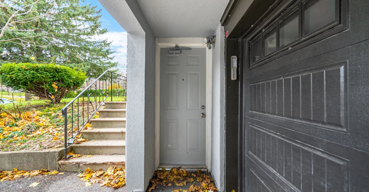 Main-406 Tamarack Drive, Waterloo, ON, N2L 4G6 - 17