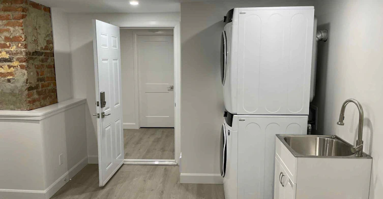 Lower-536 Dundas Street E, Belleville, ON, K8N 1G5 - 8