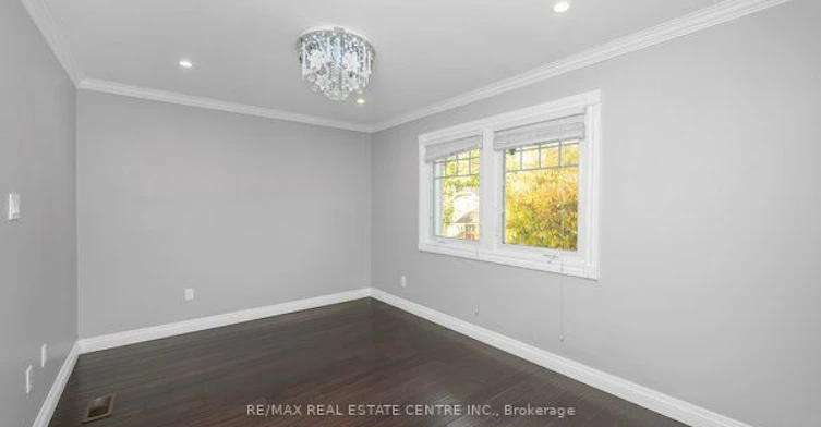 Main 2nd-71 Paisley Avenue N, Hamilton, ON, L8S 4H1 - 42