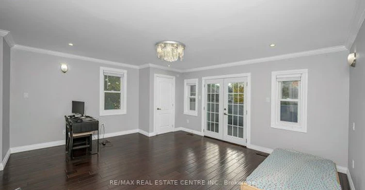 Main 2nd-71 Paisley Avenue N, Hamilton, ON, L8S 4H1 - 27