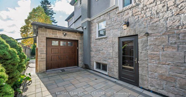 Main 2nd-71 Paisley Avenue N, Hamilton, ON, L8S 4H1 - 5