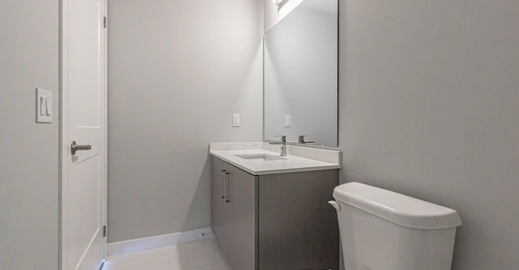 1014-15 Queen Street S, Hamilton, ON, L8P 3R4 - 22