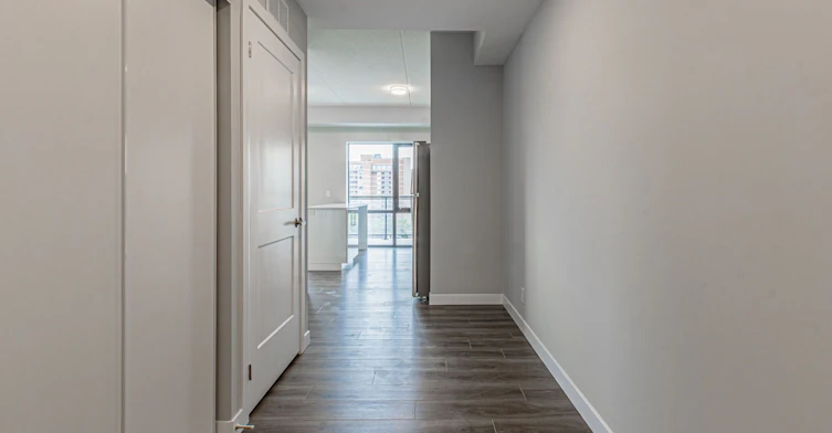 1014-15 Queen Street S, Hamilton, ON, L8P 3R4 - 6