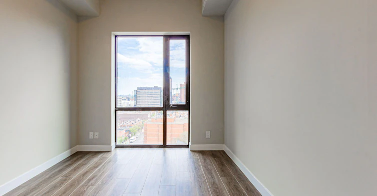 1014-15 Queen Street S, Hamilton, ON, L8P 3R4 - 24
