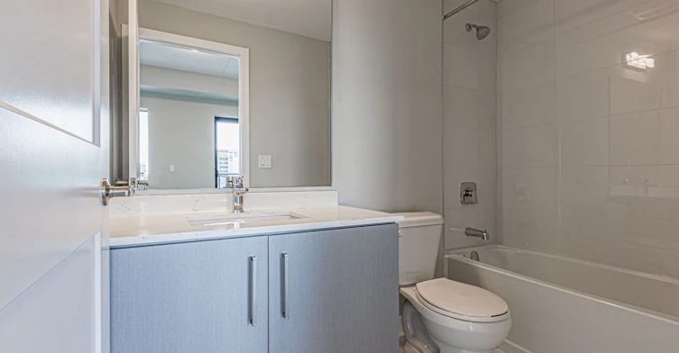 1014-15 Queen Street S, Hamilton, ON, L8P 3R4 - 21
