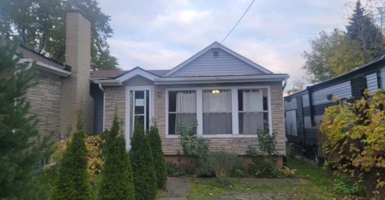 Side-6568 Orchard Avenue, Niagara Falls, ON, L2G 4H5