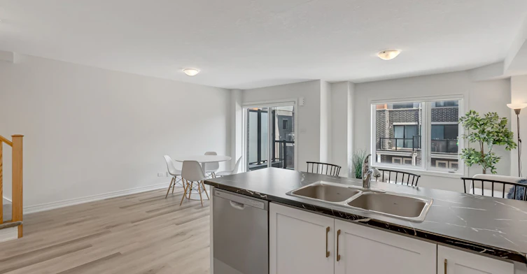 61 Dryden Lane, Hamilton, ON, L8H 0B6 - 9