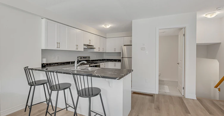 61 Dryden Lane, Hamilton, ON, L8H 0B6 - 8