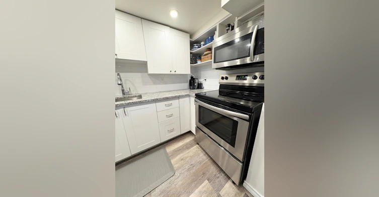 105 East 4th Street, Hamilton, ON, L9A 2Y3 - 6