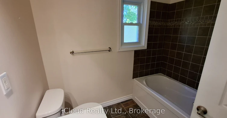 481 24th Street W, Owen Sound, ON, N4K 4H9 - 9