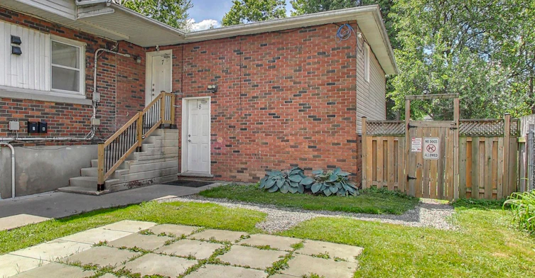 Apt 8-135 Chatham Street, Brantford, ON, N3S 4G5 - 3