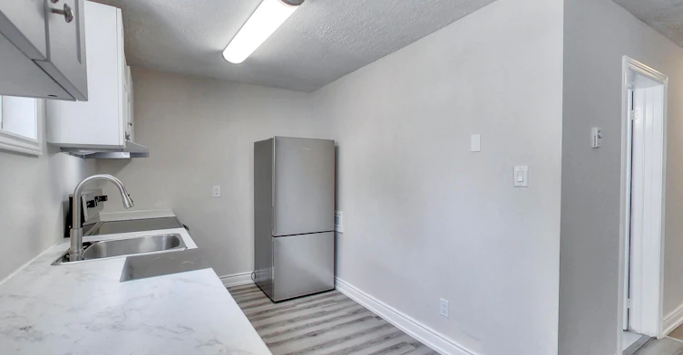Apt 8-135 Chatham Street, Brantford, ON, N3S 4G5 - 8