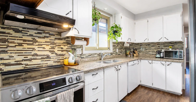 103 Mcanulty Boulevard, Hamilton, ON, L8H 3H3 - 4