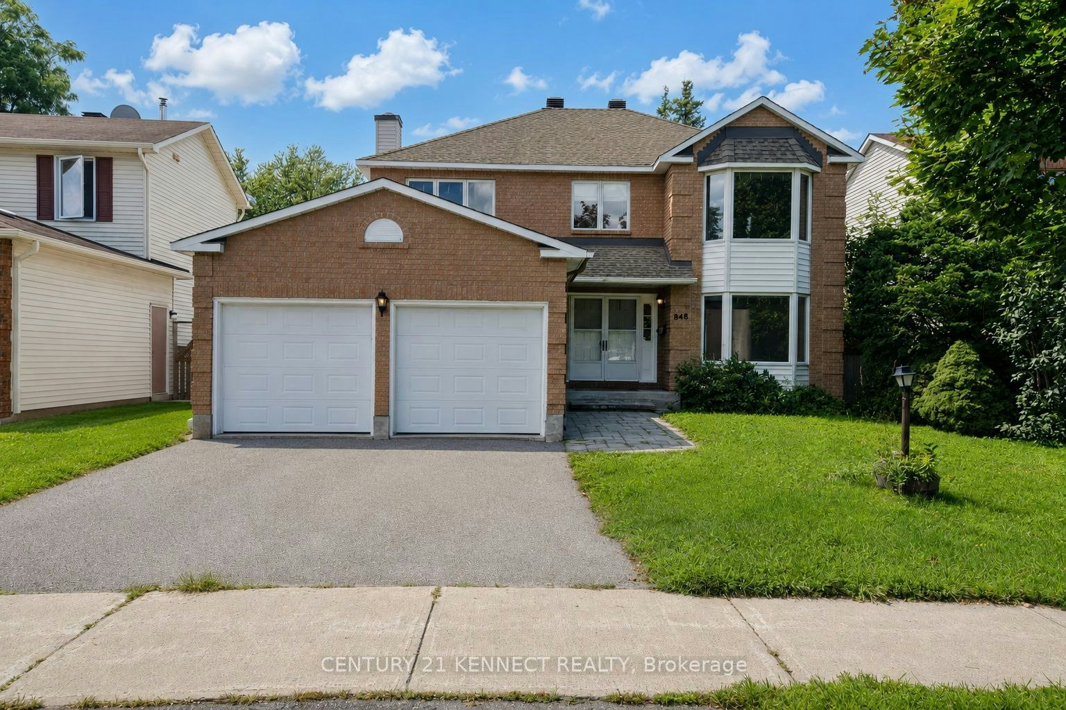 848 Fairlawn Avenue, Ottawa, ON, K2A 4C2
