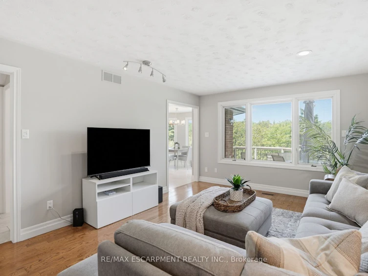 28 Bathgate Drive, Guelph, ON, N1L 1A8 - 21
