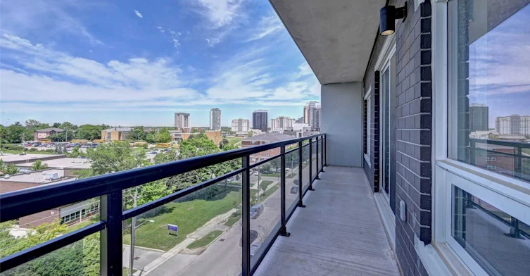 G407-275 Larch Street, Waterloo, ON, N2L 0J4 - 7
