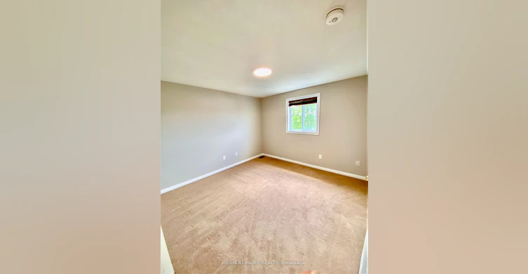 Upper-154 Severn Drive, Guelph, ON, N1E 7K5 - 20
