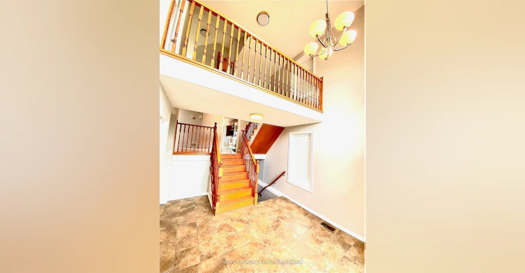 Upper-154 Severn Drive, Guelph, ON, N1E 7K5 - 4