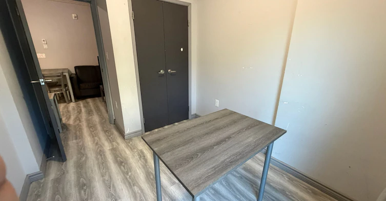 B04-275 Larch Street, Waterloo, ON, N2L 3R2 - 3