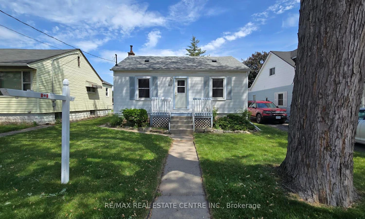 180 Oak Avenue