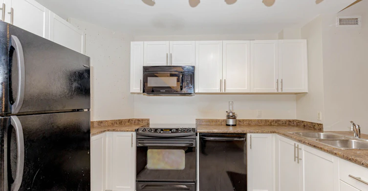 107-66 Bay Street S, Hamilton, ON, L8P 4Z6 - 8
